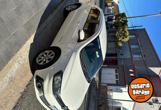 Autos - Volkswagen Gol 2017 Nafta 78000Km - En Venta