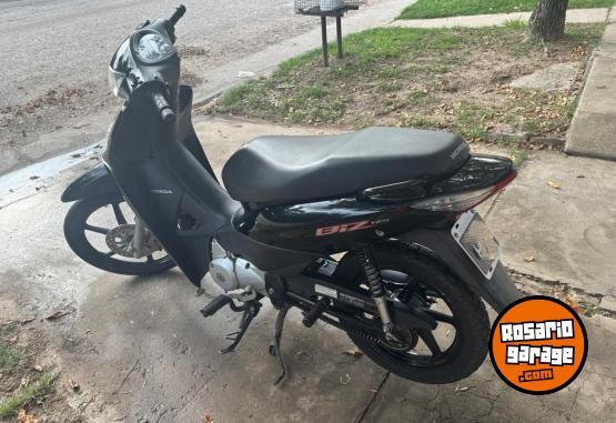 Motos - Honda Biz 2016 Nafta 14000Km - En Venta