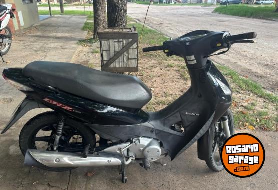 Motos - Honda Biz 2016 Nafta 14000Km - En Venta