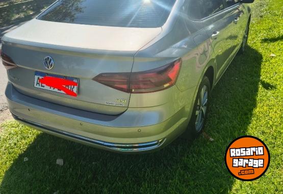 Autos - Volkswagen Virtus hingline 2020 Nafta 81000Km - En Venta