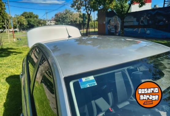 Autos - Volkswagen Virtus hingline 2020 Nafta 81000Km - En Venta