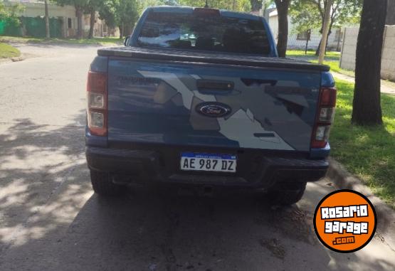 Camionetas - Ford Raptor 2021 Diesel 137000Km - En Venta