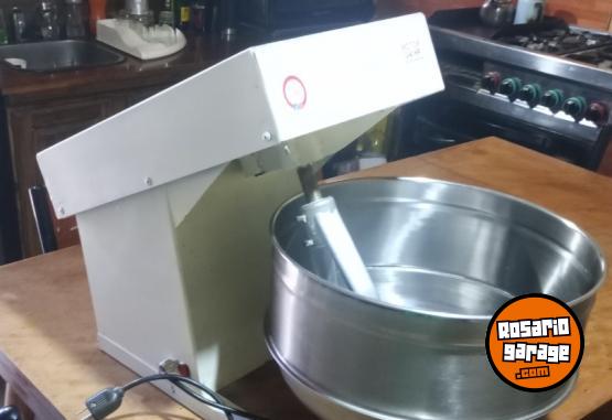 Otros - Vend� Amasadora - En Venta