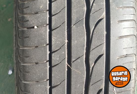 Accesorios para Autos - Cubierta Turanza 205 55 16 - En Venta