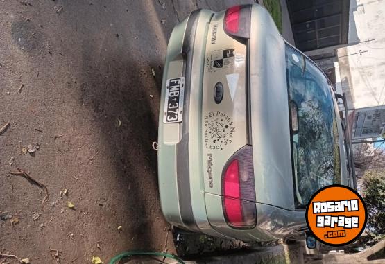 Autos - Renault Megane 2006 GNC 240000Km - En Venta