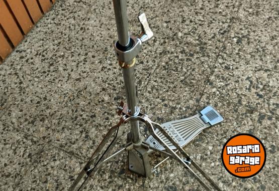 Instrumentos Musicales - Vendo soporte hi hat Mapex - En Venta