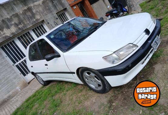 Autos - Peugeot 1996 2026 Nafta 200000Km - En Venta