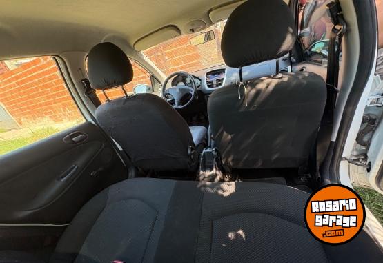 Autos - Peugeot 207 2013 GNC 170000Km - En Venta