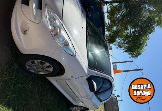 Autos - Peugeot 207 2013 GNC 170000Km - En Venta