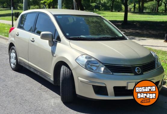 Autos - Nissan Tiida 2010 Nafta 165200Km - En Venta