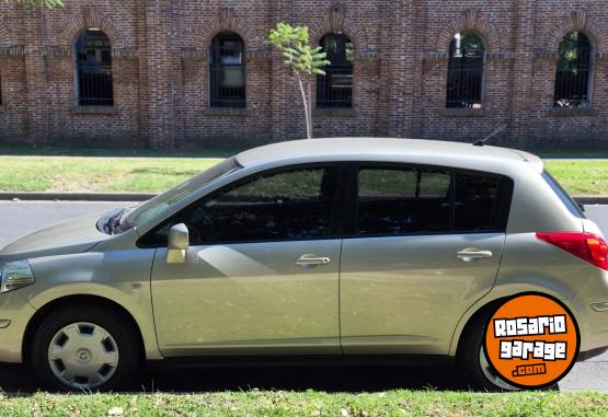 Autos - Nissan Tiida 2010 Nafta 165200Km - En Venta