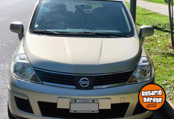 Autos - Nissan Tiida 2010 Nafta 165200Km - En Venta