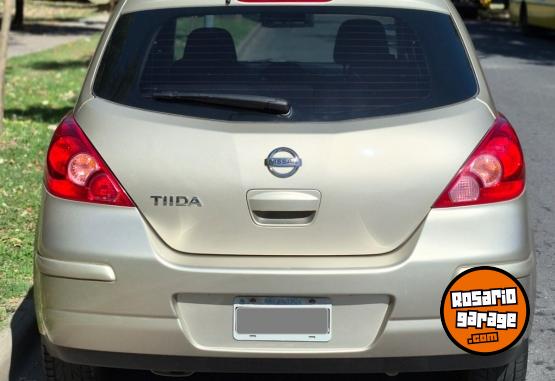 Autos - Nissan Tiida 2010 Nafta 165200Km - En Venta