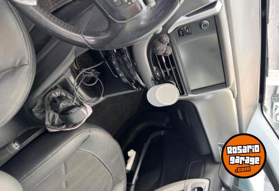 Autos - Peugeot 208 Feline 2017 Nafta 67000Km - En Venta