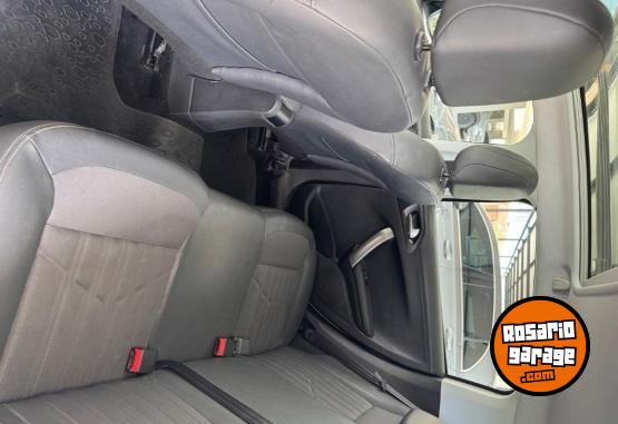 Autos - Peugeot 208 Feline 2017 Nafta 67000Km - En Venta