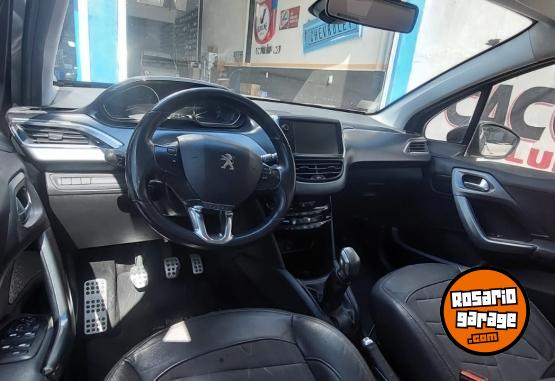 Autos - Peugeot 208 Feline Pack Cuir 2014 Nafta 134274Km - En Venta