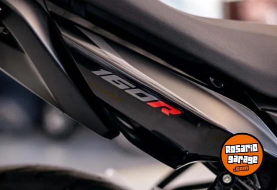 Motos - Hero HUNK 160R 2025 Nafta 0Km - En Venta