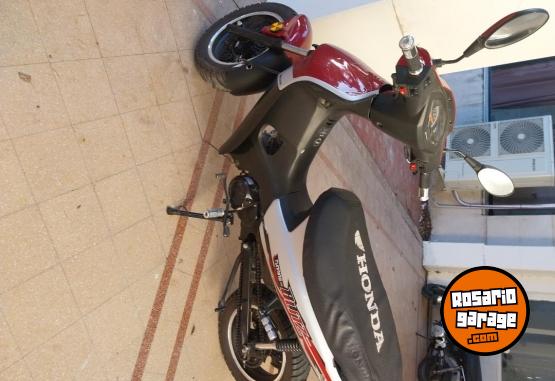Motos - Motomel Tunning 2022 Nafta 14500Km - En Venta
