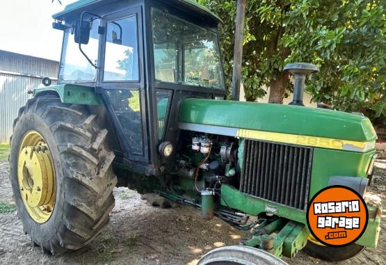 Camiones y Gr�as - Trator John Deere 2850 - En Venta
