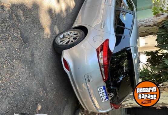 Camionetas - Toyota Yaris xls mt 2024 2024 Nafta 34900Km - En Venta