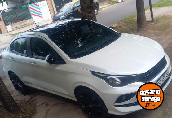 Autos - Fiat Cronos hgt 1.8 2022 Nafta 19000Km - En Venta