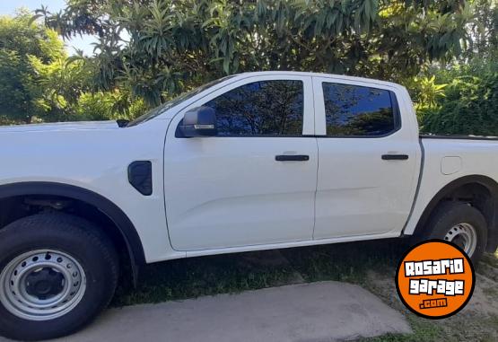 Camionetas - Ford Ranger XL 2024 Diesel 12600Km - En Venta
