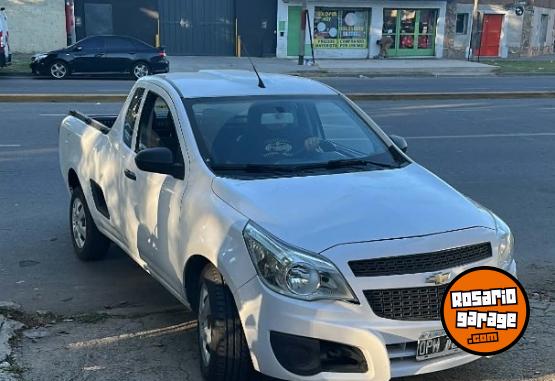 Autos - Chevrolet Montana 2015 Nafta 120000Km - En Venta