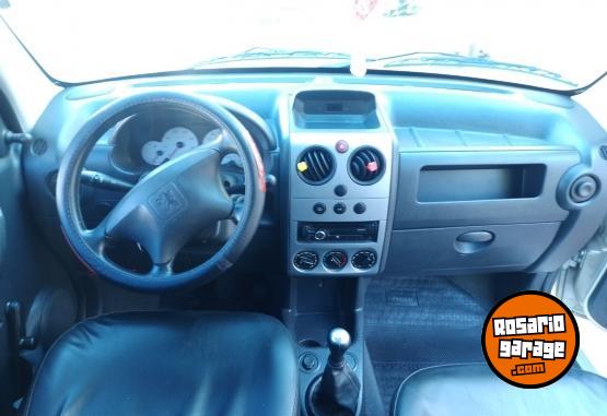 Utilitarios - Peugeot Partner Patagonica 2013 Nafta 155000Km - En Venta