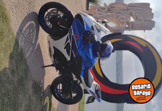 Motos - Suzuki GSXR 1000 2024 Nafta 9500Km - En Venta