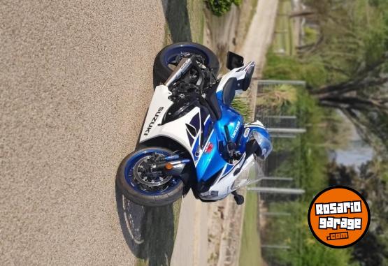 Motos - Suzuki GSXR 1000 2024 Nafta 11500Km - En Venta
