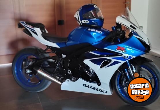 Motos - Suzuki GSXR 1000 2024 Nafta 11500Km - En Venta