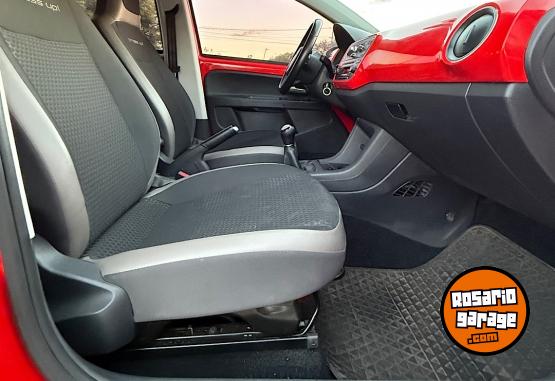 Autos - Volkswagen Up Cross 2017 Nafta 40700Km - En Venta