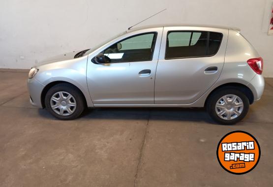 Autos - Renault Sandero 2015 Nafta 104000Km - En Venta