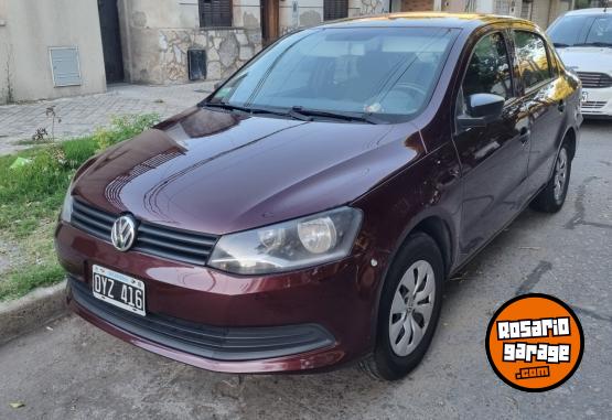 Autos - Volkswagen Voyage 2015 GNC 182000Km - En Venta