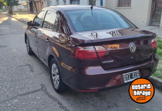 Autos - Volkswagen Voyage 2015 GNC 182000Km - En Venta