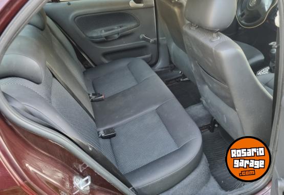 Autos - Volkswagen Voyage 2015 GNC 182000Km - En Venta