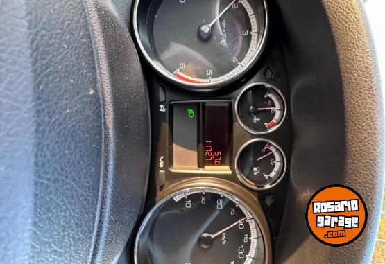 Autos - Peugeot 308 2014 Diesel 120000Km - En Venta