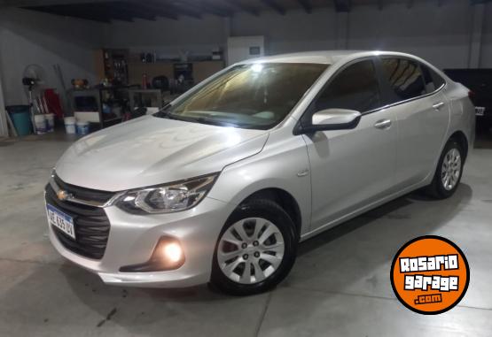 Autos - Chevrolet ONIX 2020 Nafta 98000Km - En Venta