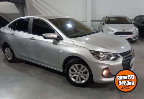 Autos - Chevrolet ONIX 2020 Nafta 98000Km - En Venta