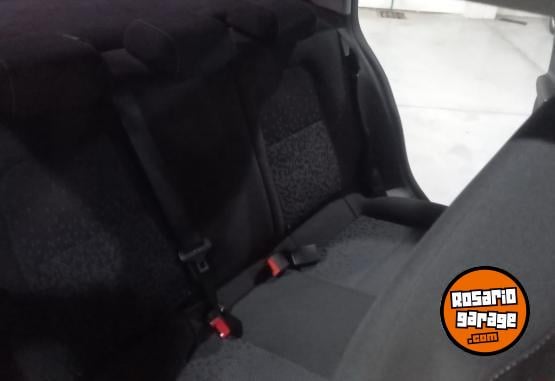 Autos - Chevrolet ONIX 2020 Nafta 98000Km - En Venta