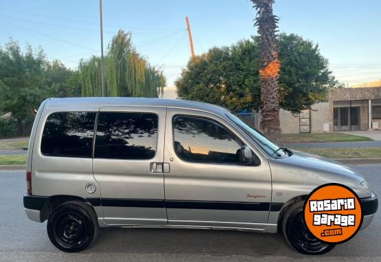 Utilitarios - Peugeot PARTNER 2006 Diesel - En Venta
