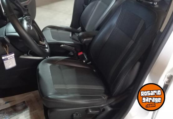 Autos - Ford ECOSPORT 2017 Nafta 86000Km - En Venta