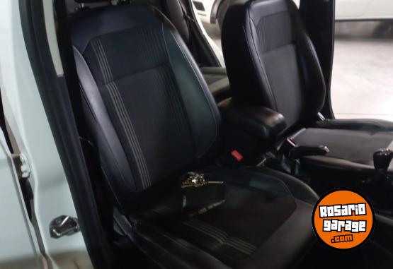 Autos - Ford ECOSPORT 2017 Nafta 86000Km - En Venta