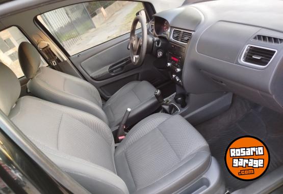 Autos - Volkswagen FOX 2012 Nafta 130000Km - En Venta