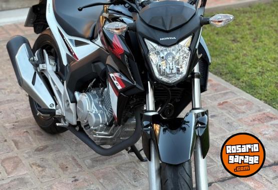 Motos - Honda Twister 2018 Nafta 6900Km - En Venta