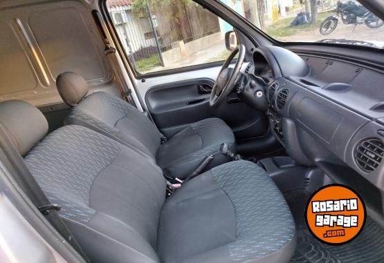 Utilitarios - Renault KANGOO 2015 Nafta 160000Km - En Venta