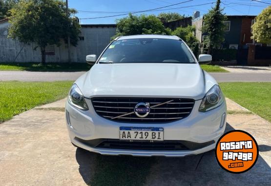 Camionetas - Volvo XC60 2.0 T5 High Plus 240 2016 Nafta 140000Km - En Venta