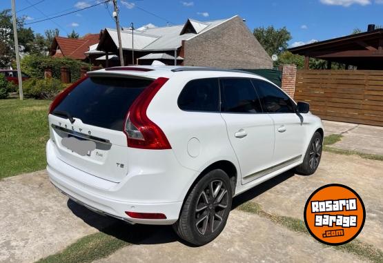 Camionetas - Volvo XC60 2.0 T5 High Plus 240 2016 Nafta 140000Km - En Venta