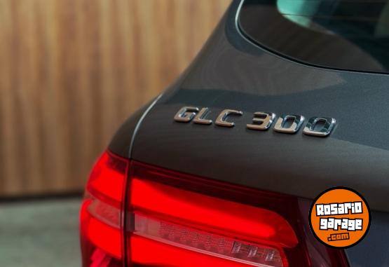 Autos - Mercedes Benz Glc300 2016 Nafta 147000Km - En Venta