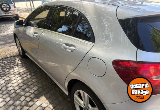 Autos - Mercedes Benz A200 Urban 2018 Nafta 104000Km - En Venta